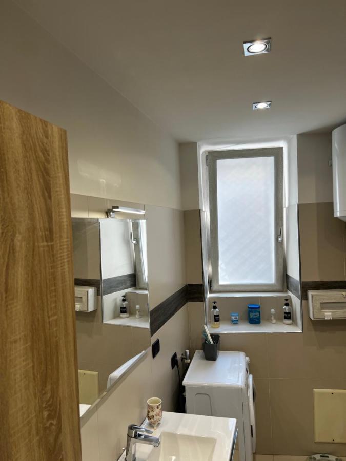 Casa Anita Apartment Napoli Bagian luar foto